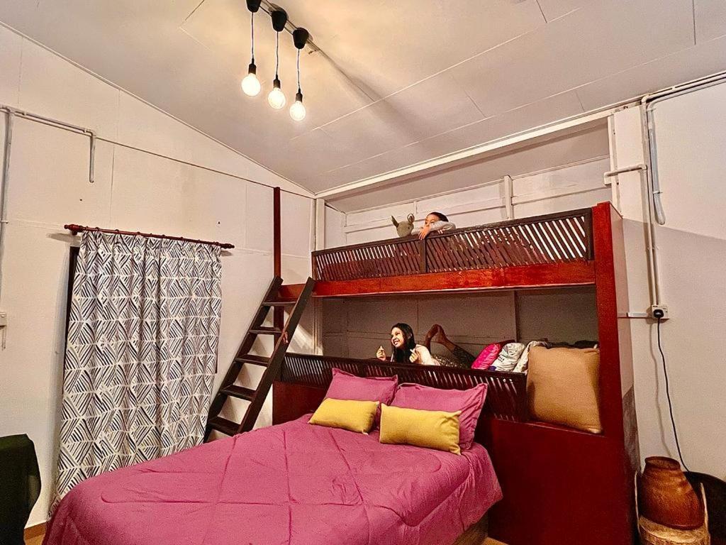 Kejora Homestay 캉가르 외부 사진