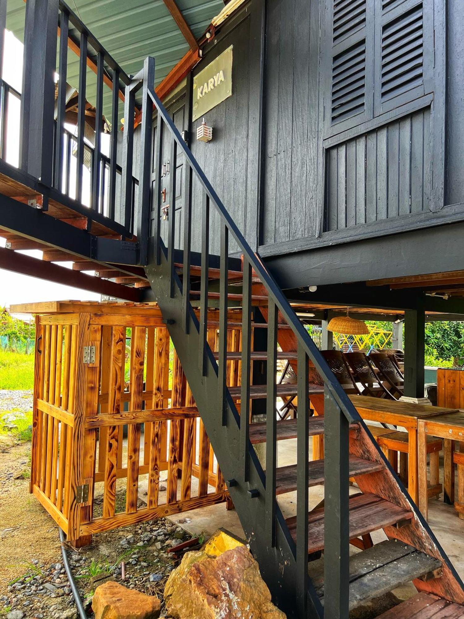 Kejora Homestay 캉가르 외부 사진