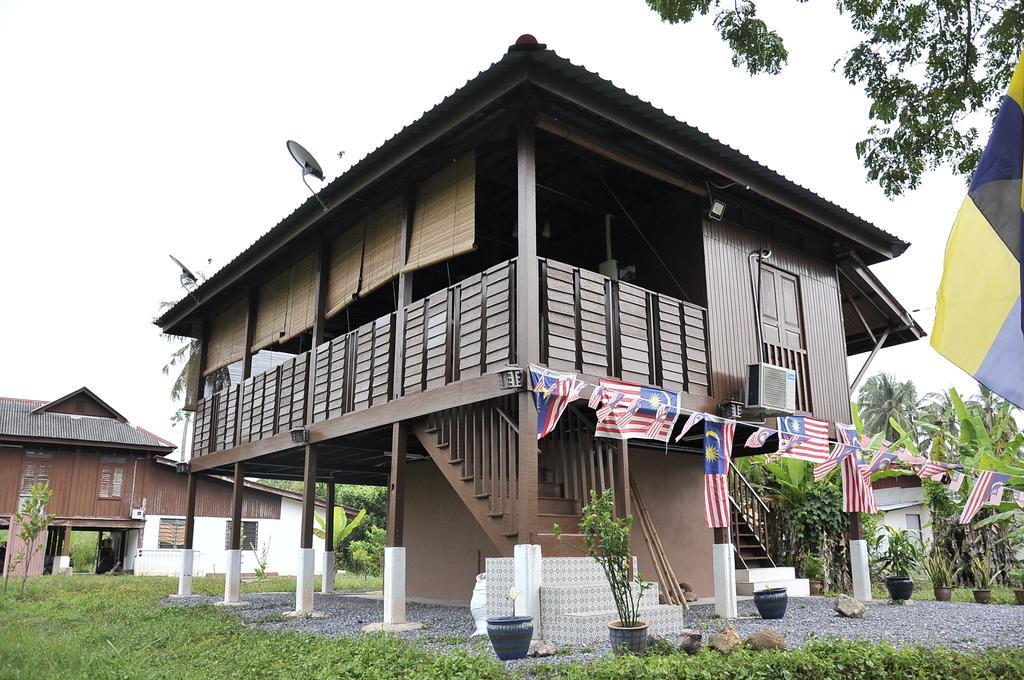 Kejora Homestay 캉가르 외부 사진