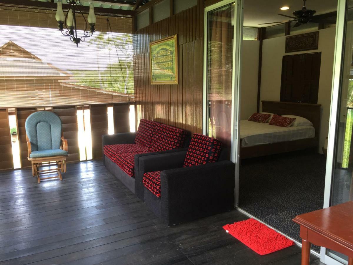 Kejora Homestay 캉가르 외부 사진
